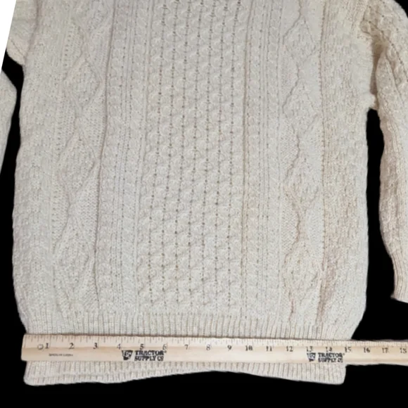 Traditional Irish AranCrafts Ireland Fisherman Cream Wool Sweater Medium-3